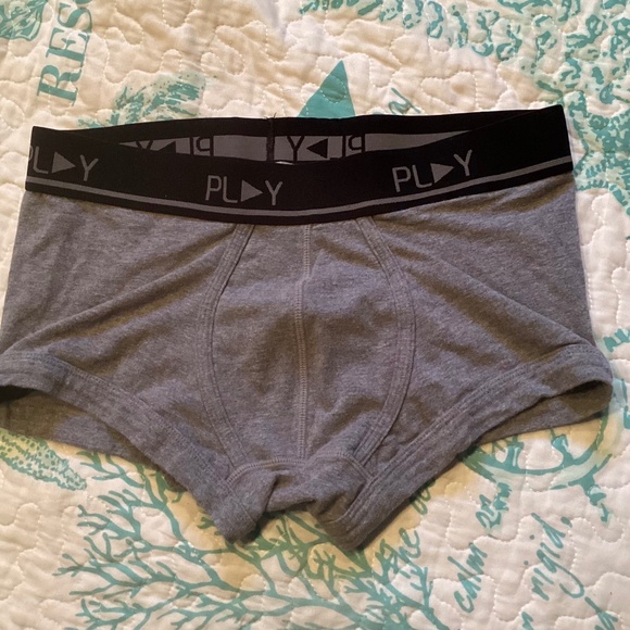 Trunks, gray, medium, - Picture 2 of 5